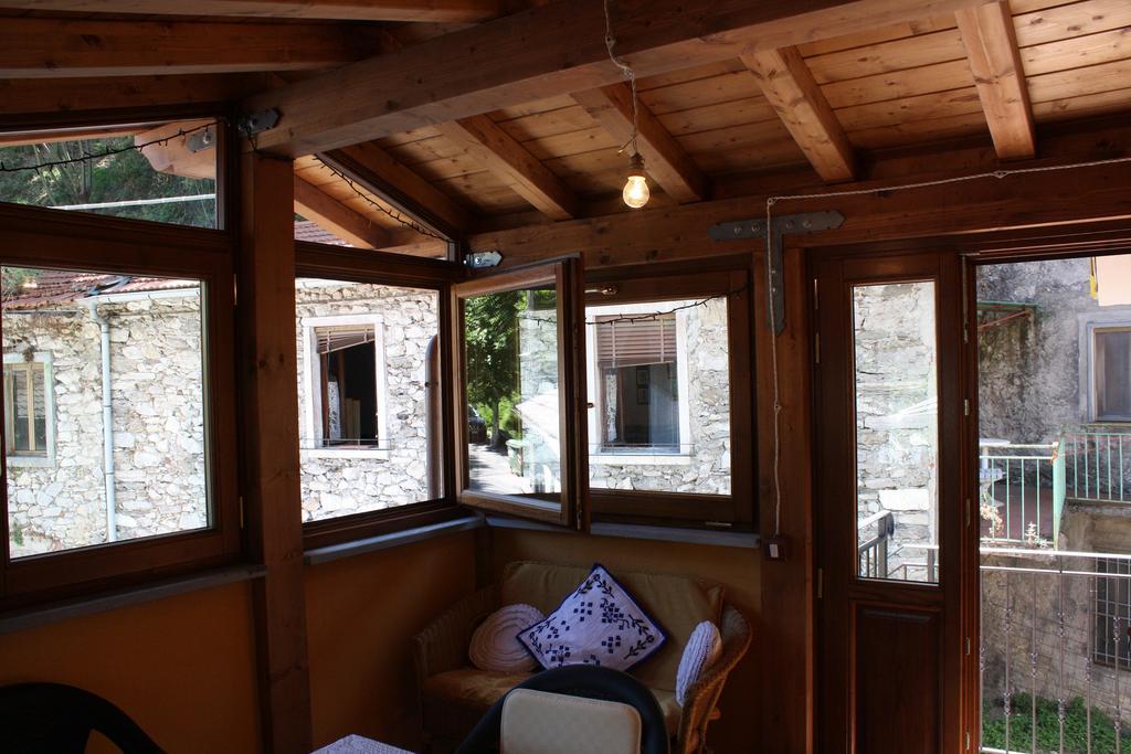 Home In Garfagnana Vagli di Sotto Kültér fotó